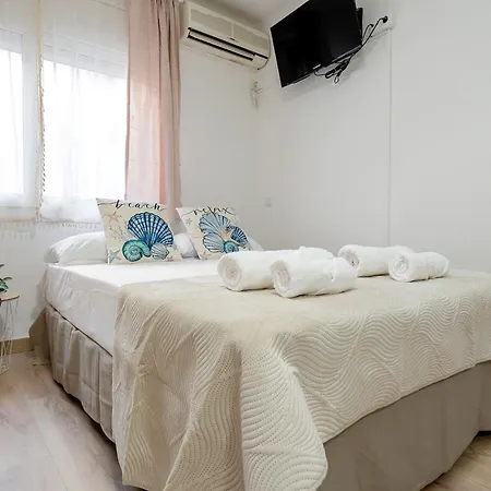 Apartment Hauzify I Loft Les Palmeres